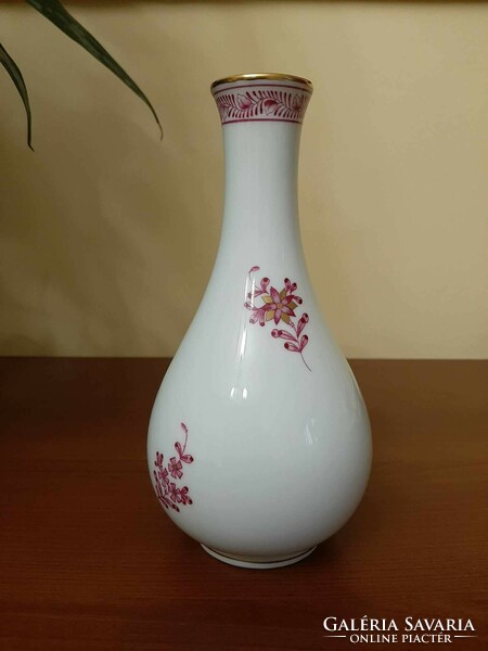 Herend porcelain vase with a rare pattern