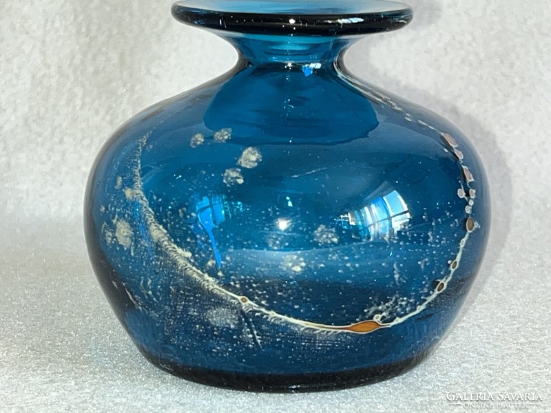 Jelzett zöldeskék kézműves üveg váza (U0019)