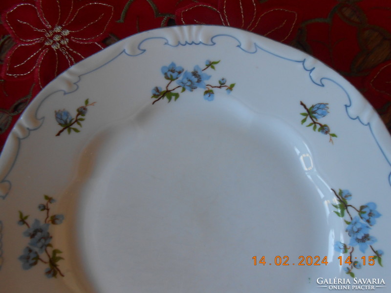 Zsolnay kék barackvirágos, kék tollazott lapos tányér
