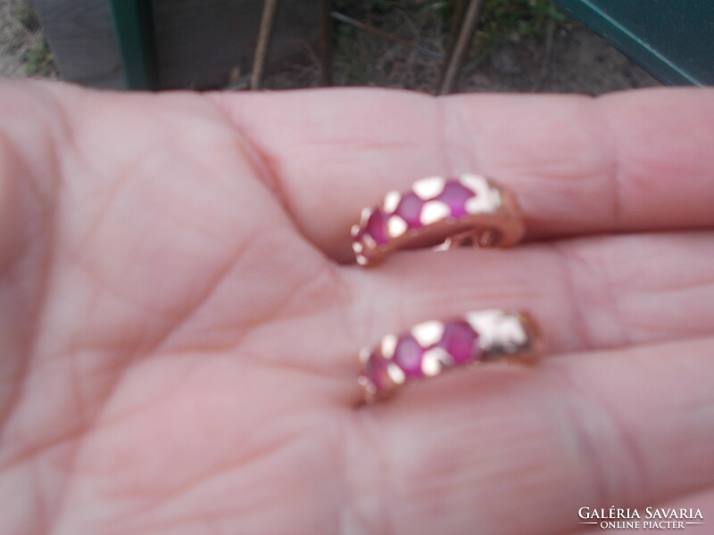 For half! Italian gold gold-filled earrings with mályvaszinü stones