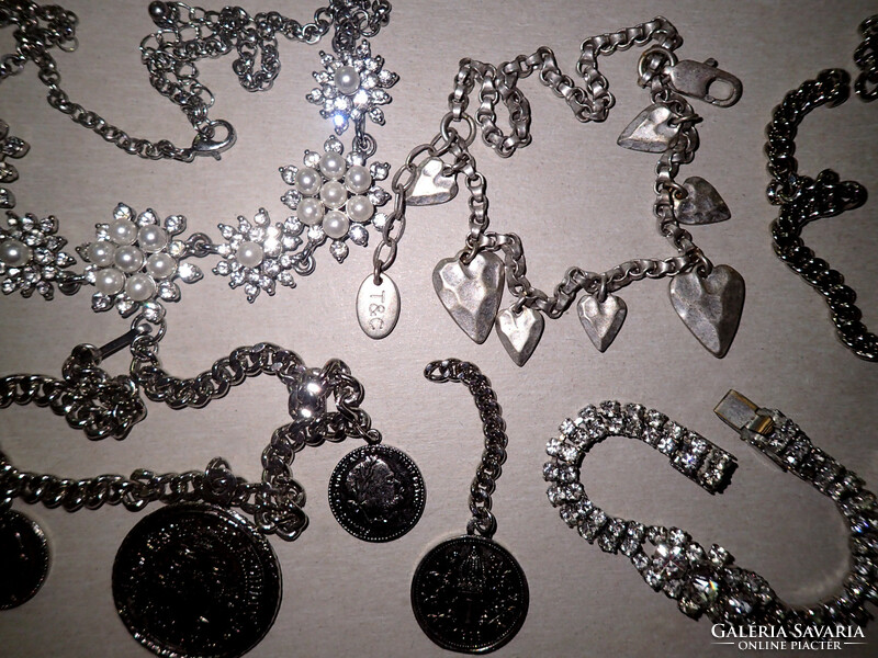 33-piece silver-colored jewelry package, jewelry, pendant, necklace, bracelet, pin, brooch