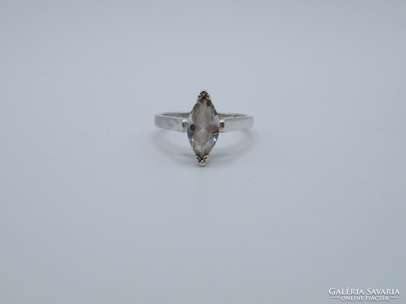 UK0189 Áttetsző köves ezüst 925 gyűrű méret 57