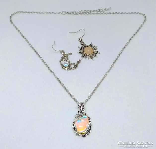 Sun and moon necklace-earring set 97