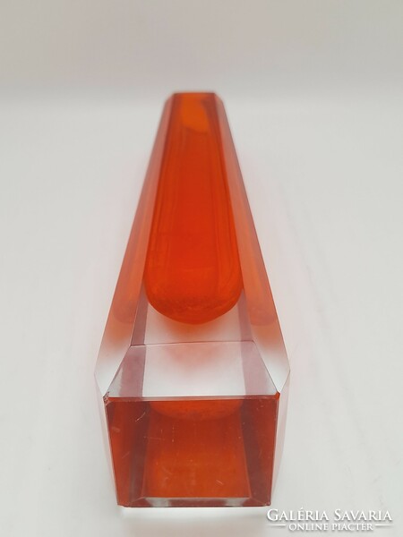 Cseh narancssárga retró színes üvegváza, 20,7 cm