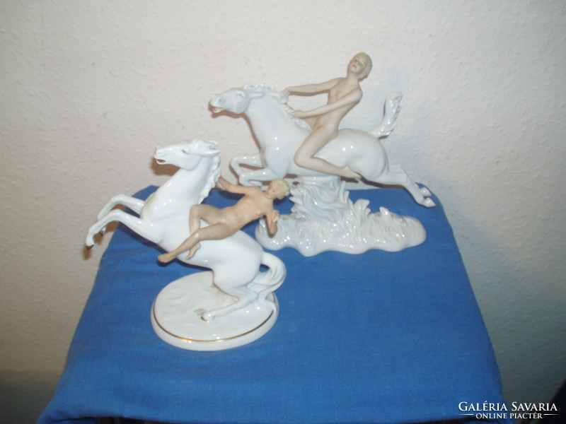 ﻿WALLENDORF-2-DB Rendkívül ritka, biszkvit porcelán ló, lovas szobrok  talapzaton Schaubach Kunst