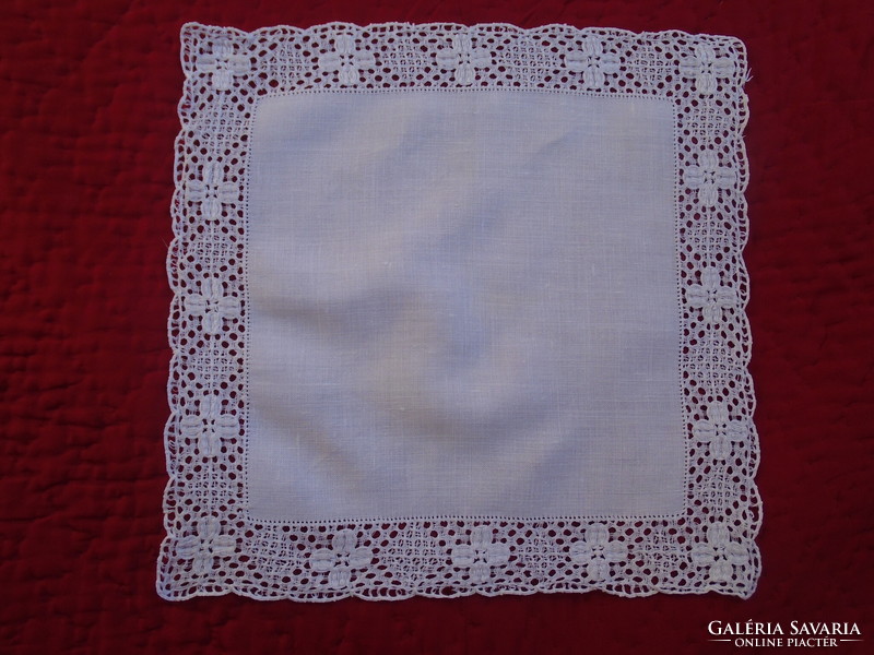Snow white, cotton azure tablecloth, centerpiece, napkin. 36 X 36 cm.