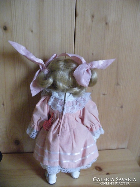 Doll with old porcelain head, (porcelain hands and feet) 32cm - numbered: 847 c -