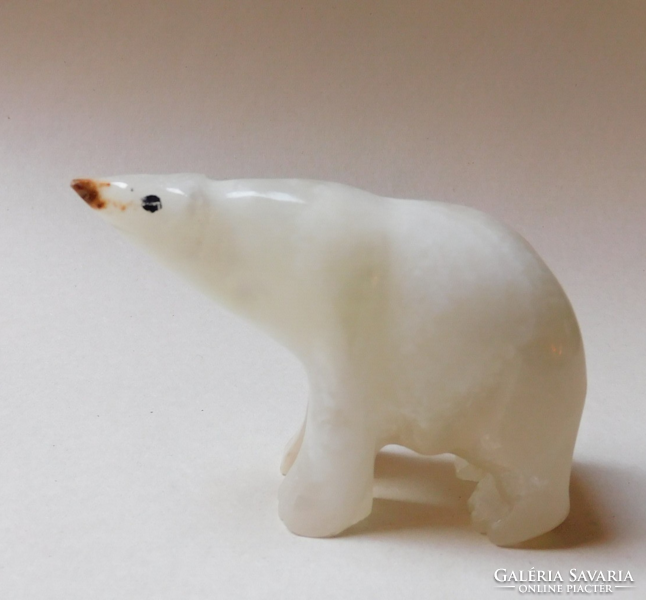 White onyx polar bear