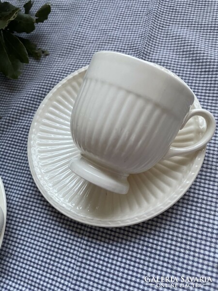 Wedgwood edme mug with ribbed walls, clean lines, cream color