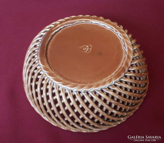 Bodrogkeresztúr wicker ceramic bowl