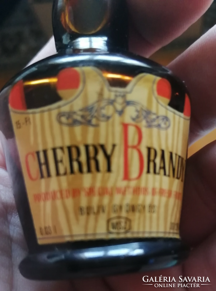 Cherry brandy *buliv* Budapest liquor industry company 0.03 L. Unopened!!
