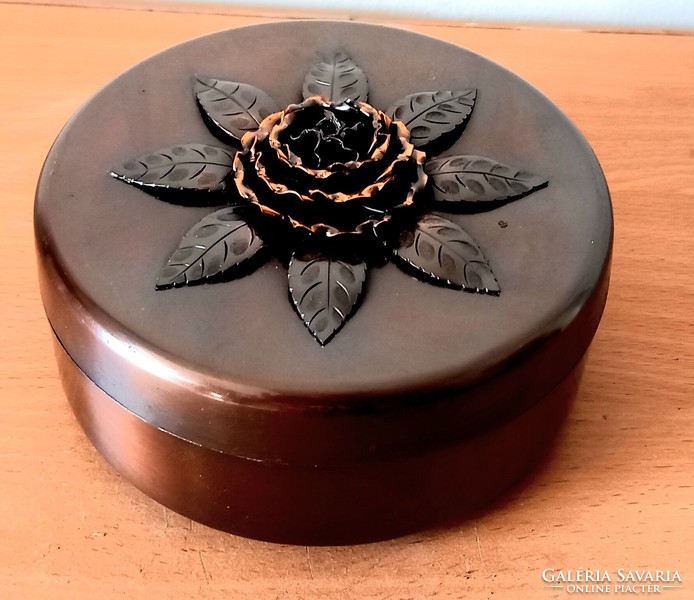 Marked bronze box, large size, negotiable, handmade