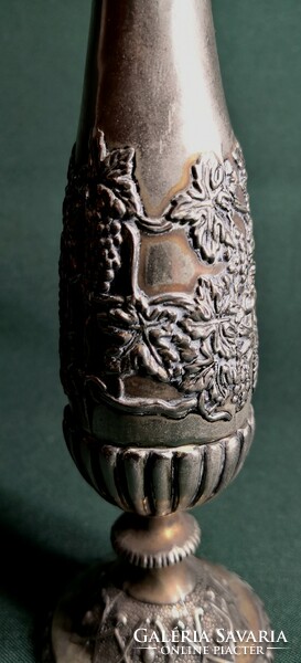 Dt/385 – art nouveau, silver-plated metal bud vase with relief decoration