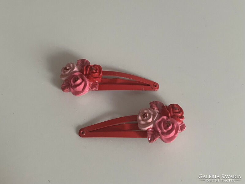 2 Delicate romantic red and pink rose twisted rose hairpins