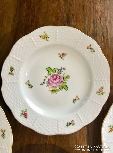 Petit bouquet de rose cookie plates from Herend
