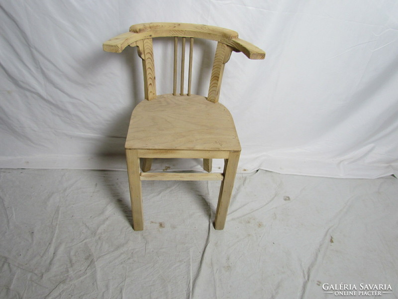 Antik fenyő szék (csiszolt, felújított)