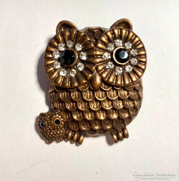 Elegant owl brooch with rhinestones, 4 cm, very decorative, nobody used it, a collection dar