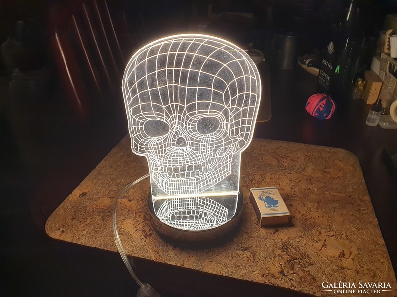 Deadly skull led skull lamp thing
