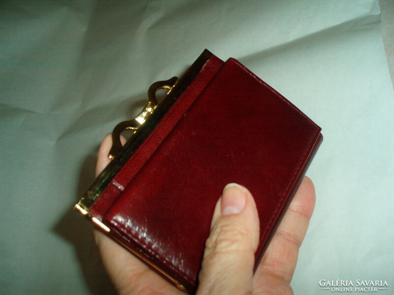 Vintage burgundy women's leather wallet