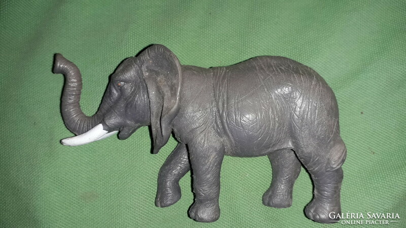 Retro minőségi plasztik elefánt trafikáru figura hibátlan 11 x 5 cm a képek szerint