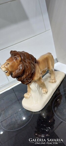 Antik nagyméretű porcelán oroszlán szobor