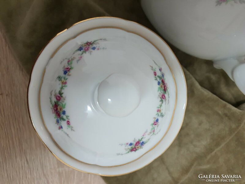 Czechoslovak Thun porcelain: 