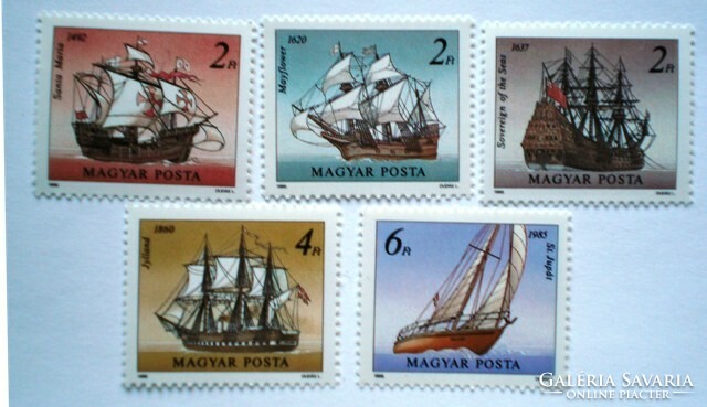 S3918-22 / 1988 Híres hajók bélyegsor postatiszta