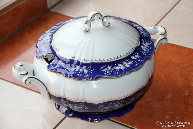 Zsolnay pompadour soup bowl (10.)