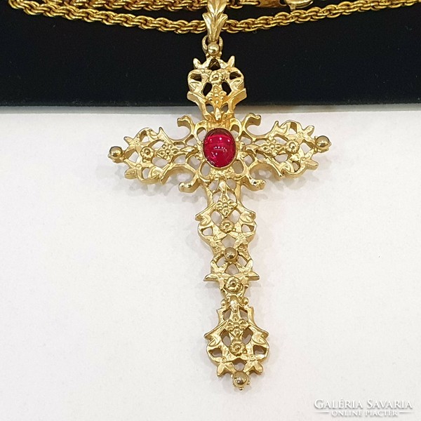 Avon 1974 -limited American edition- cross pendant necklace