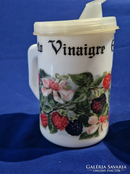Oil and vinegar storage and pouring vessel made of white Jena glass, with strawberry and strawberry flower patterns.