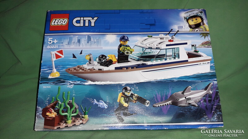 LEGO®  - LEGO City Búvárjacht - 60221 játék építő készlet bontatlan dobozában a képek szerint