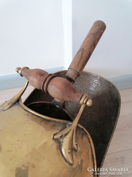 Large antique English copper charcoal holder, firewood holder, fireplace accessory with shovel
