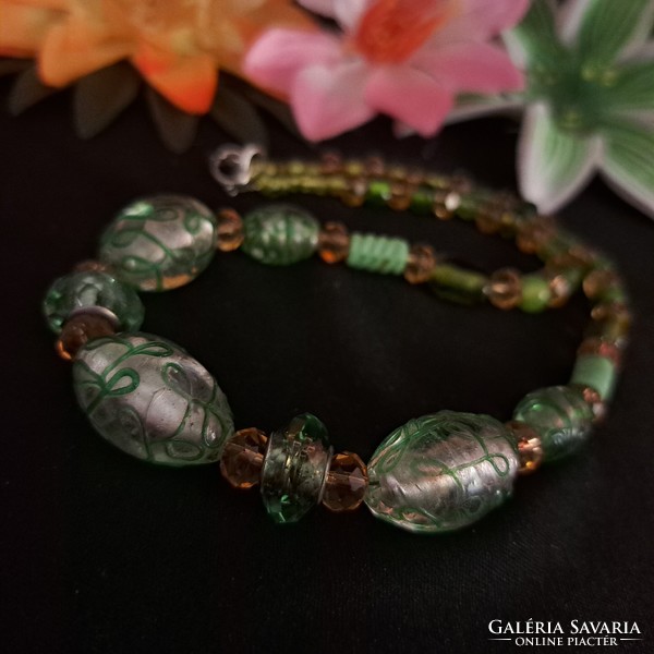 String of glass beads, fabulous