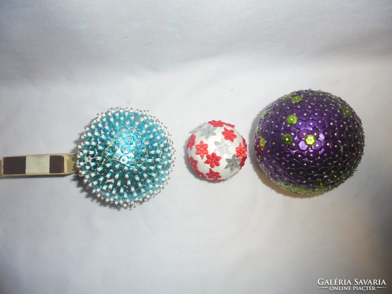 Two pieces of sequined Christmas tree decoration, ball - together