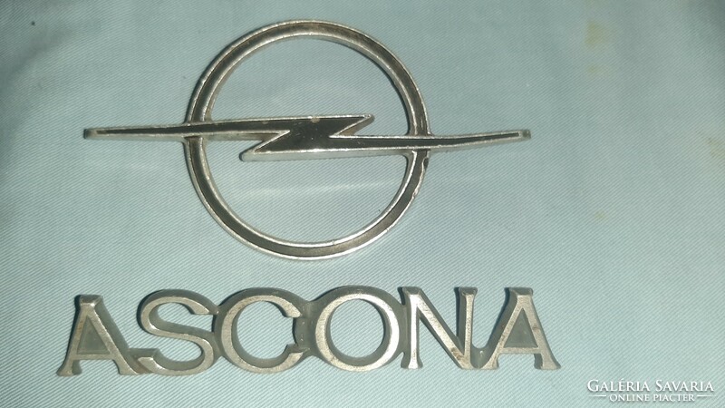 Original retro Opel Ascona emblem