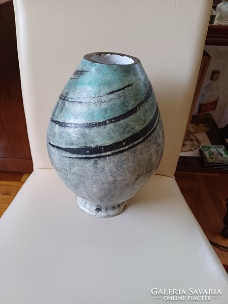 Lívia Gorka - large vase
