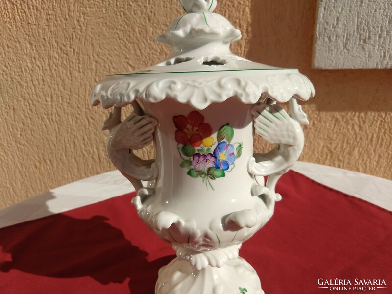 Herend griffin large vase with openwork lid, height 35 cm, now without a minimum price,