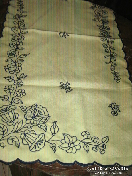 Beautiful Kalocsa embroidered tablecloth runner