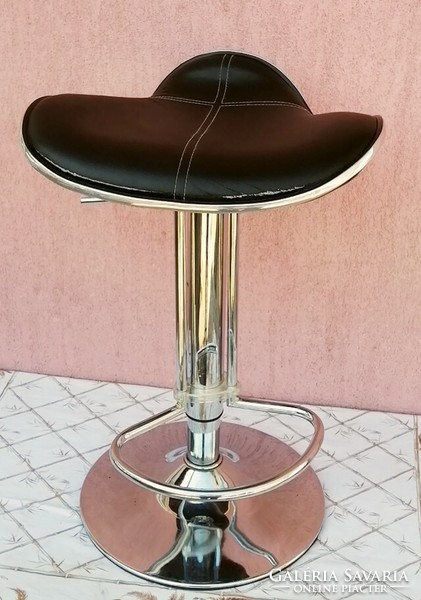 Modern air-sprung bar stool with leather saddle seat