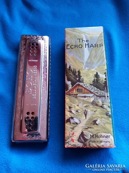 Older hohner echo c/g harmonica in mint condition