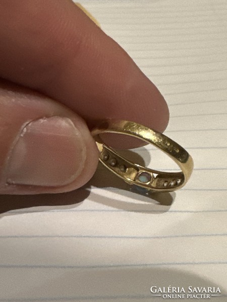 Old 14kr gold ring decorated with white opal for sale! Price: 52,000.-