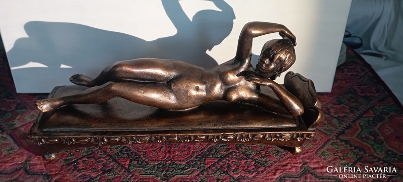 Szigeti magda: reclining female nude