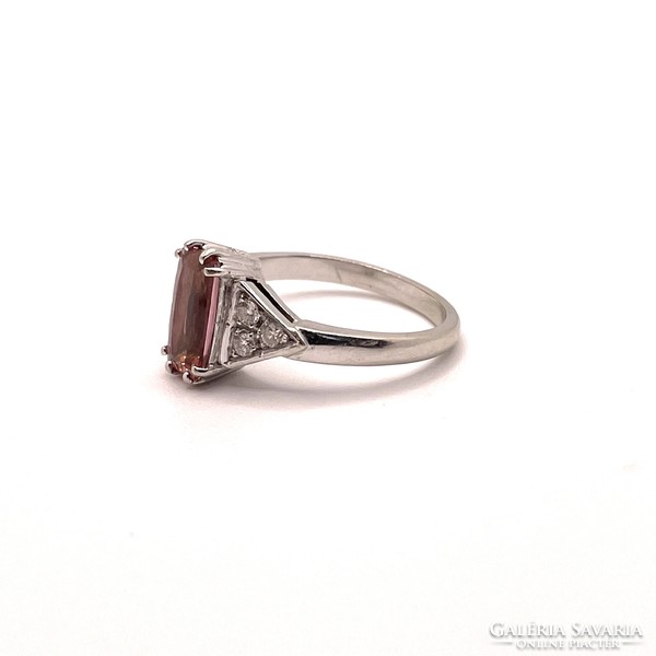 Vintage 18K white gold ring with tourmaline and diamonds