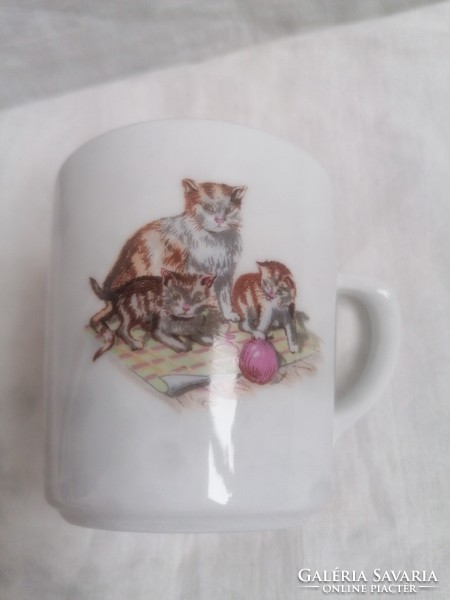 Kahla porcelain mug (feline)