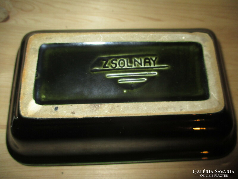 Zsolnay box, bonbonnier