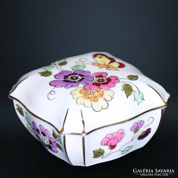 Zsolnay bonbonier decorated with flower and butterfly motifs