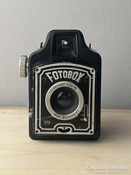 MOM Fotobox 6x6 fényképezőgép, Achromat 7,7/75mm