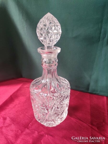 Bottle with lead crystal stopper