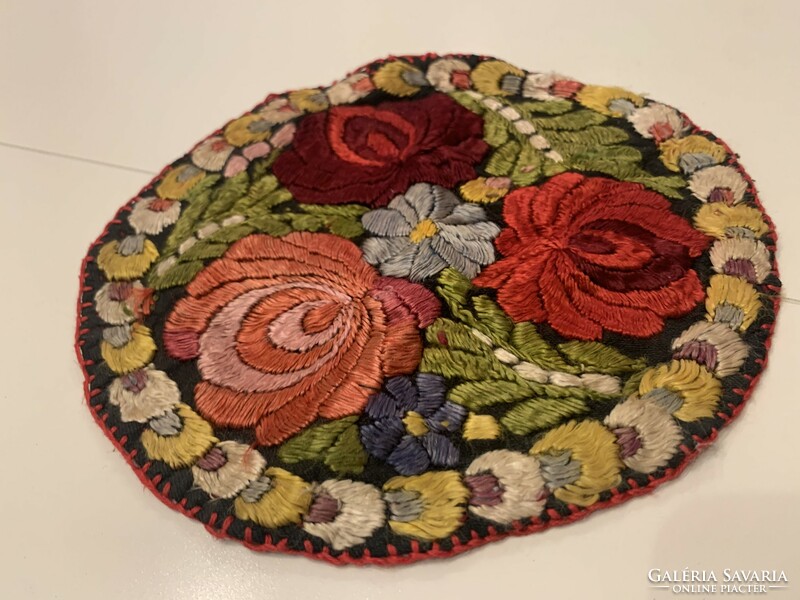 Beautiful silk matyó silk matyó tablecloth round 20 cm diameter
