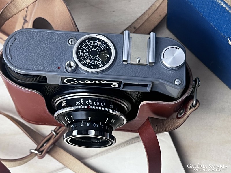 Lomo smena 8 analog camera in beautiful condition in original box!